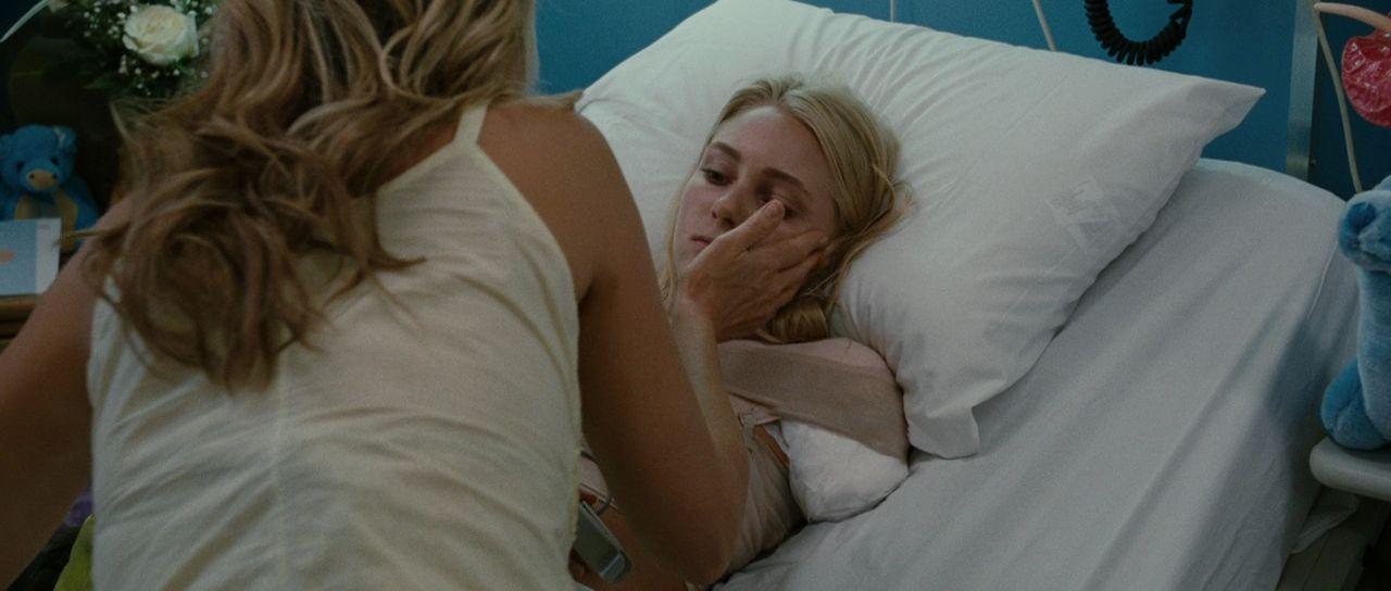 annasophiarobbcom-0191.jpg annasophiarobbcom-0191.jpg