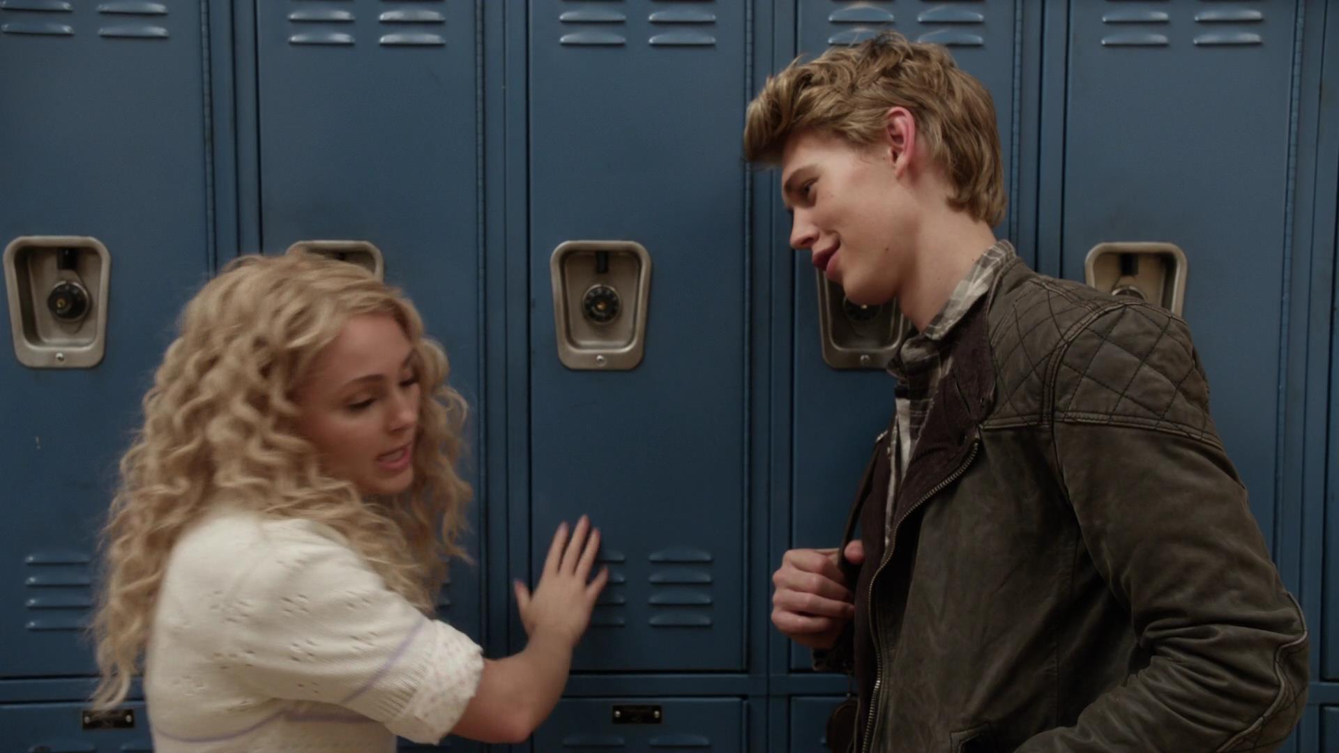 TheCarrieDiaries1x02_AnnaSophiaRobbOnline0049.jpg
