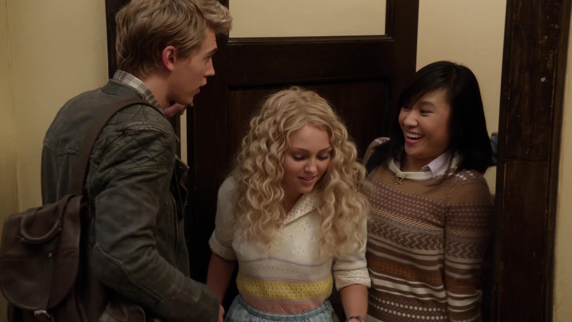 TheCarrieDiaries1x02_AnnaSophiaRobbOnline0067.jpg