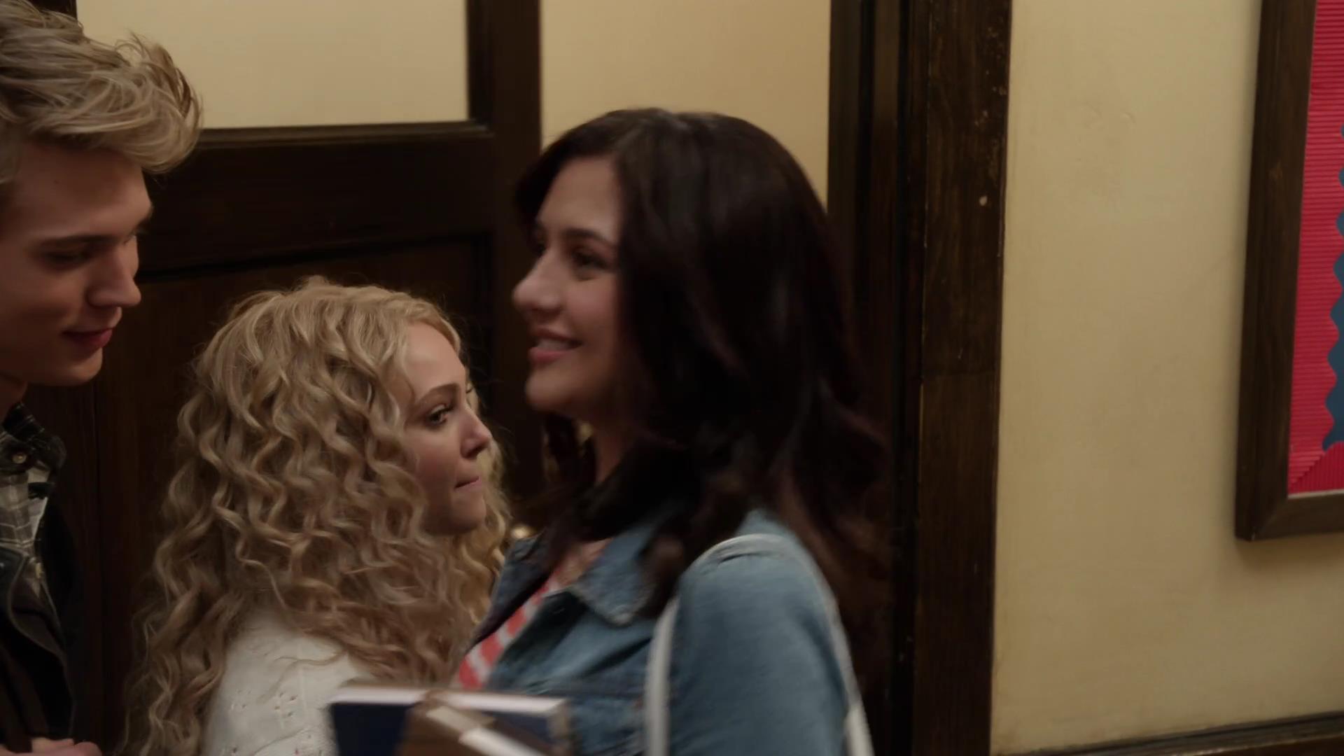 TheCarrieDiaries1x02_AnnaSophiaRobbOnline0072.jpg