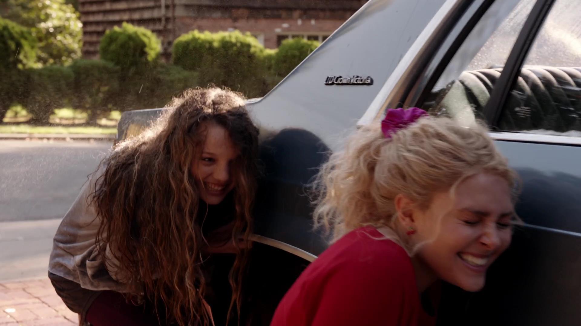 TheCarrieDiaries1x02_AnnaSophiaRobbOnline0107.jpg