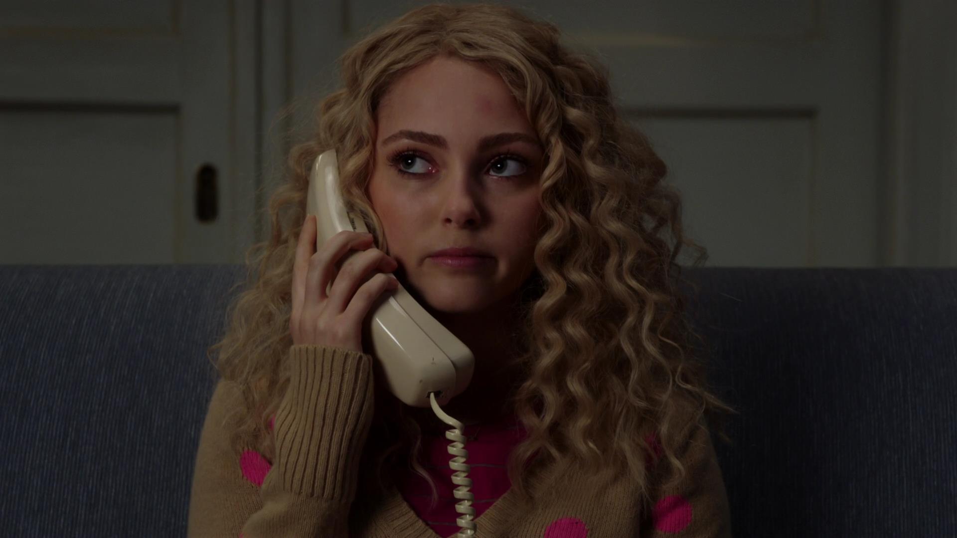 TheCarrieDiaries1x02_AnnaSophiaRobbOnline0176.jpg
