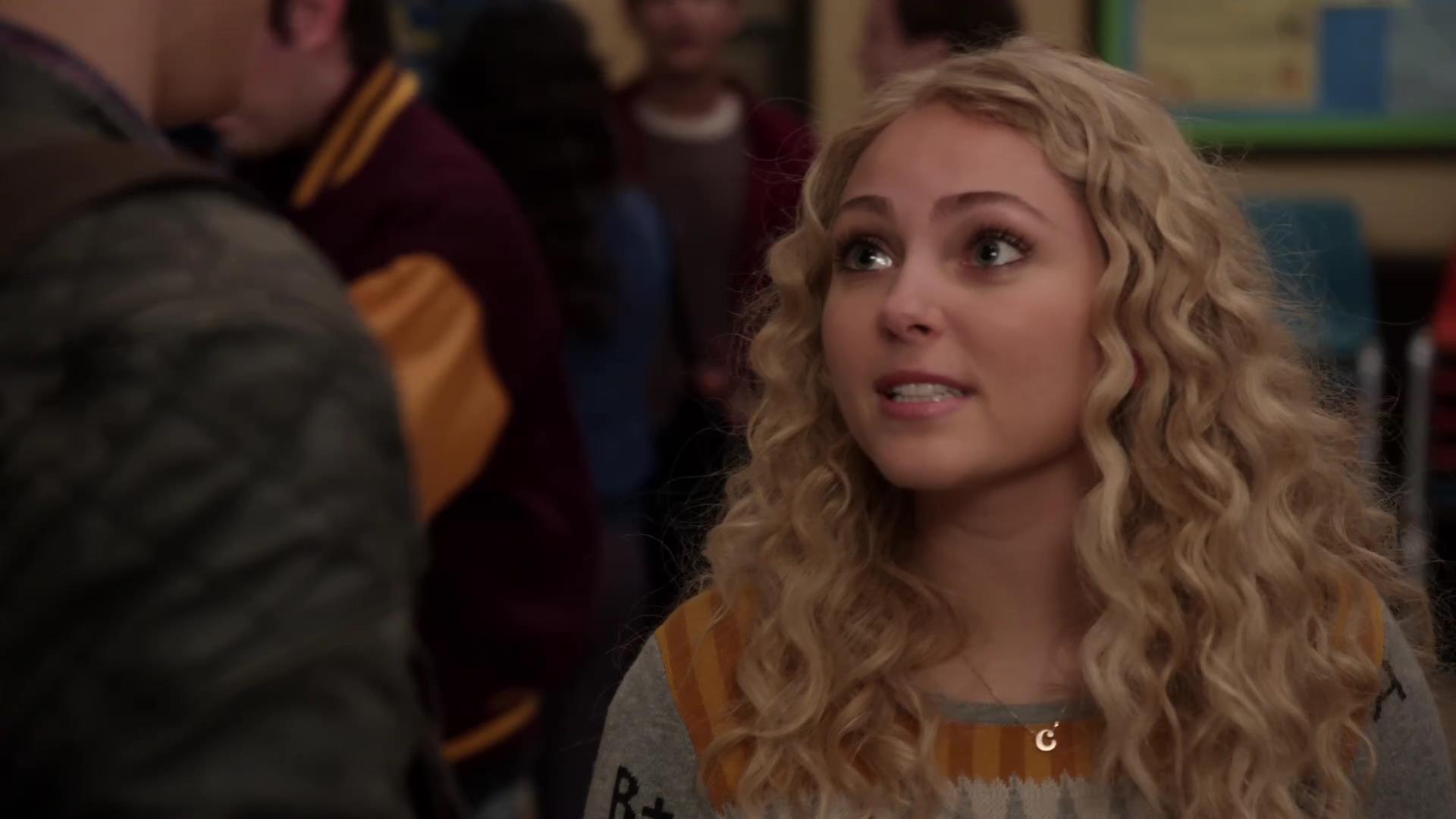 TheCarrieDiaries1x02_AnnaSophiaRobbOnline0196.jpg