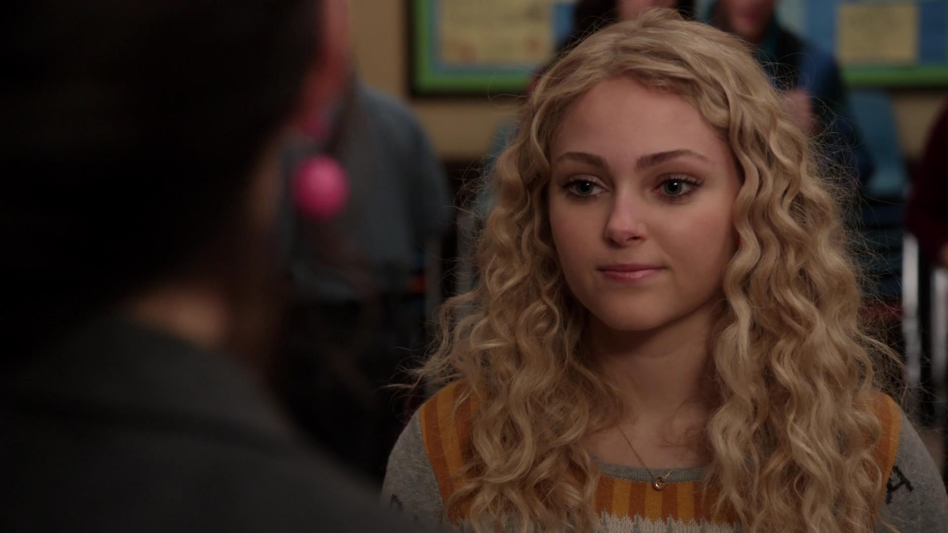 TheCarrieDiaries1x02_AnnaSophiaRobbOnline0201.jpg