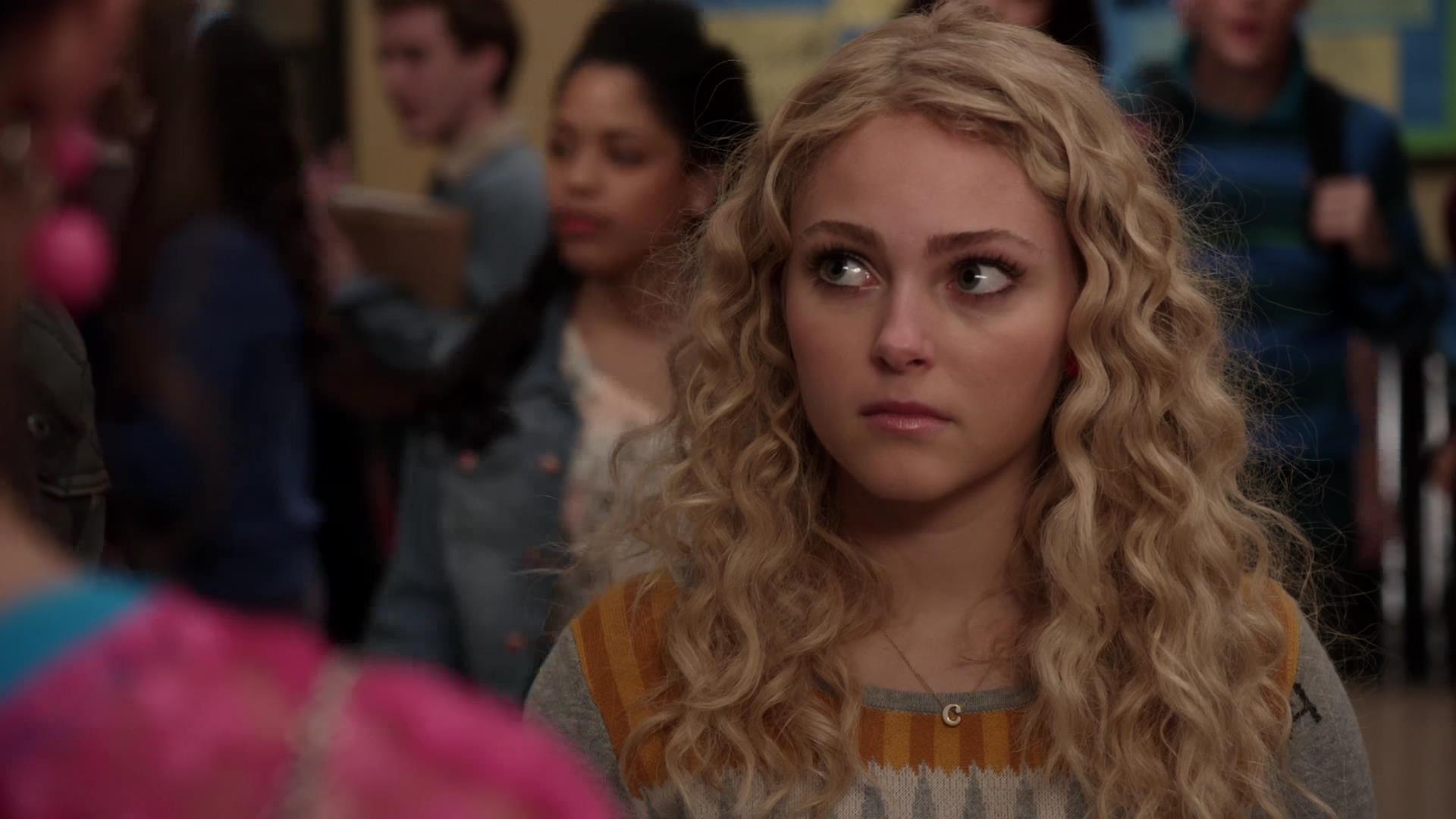 TheCarrieDiaries1x02_AnnaSophiaRobbOnline0203.jpg