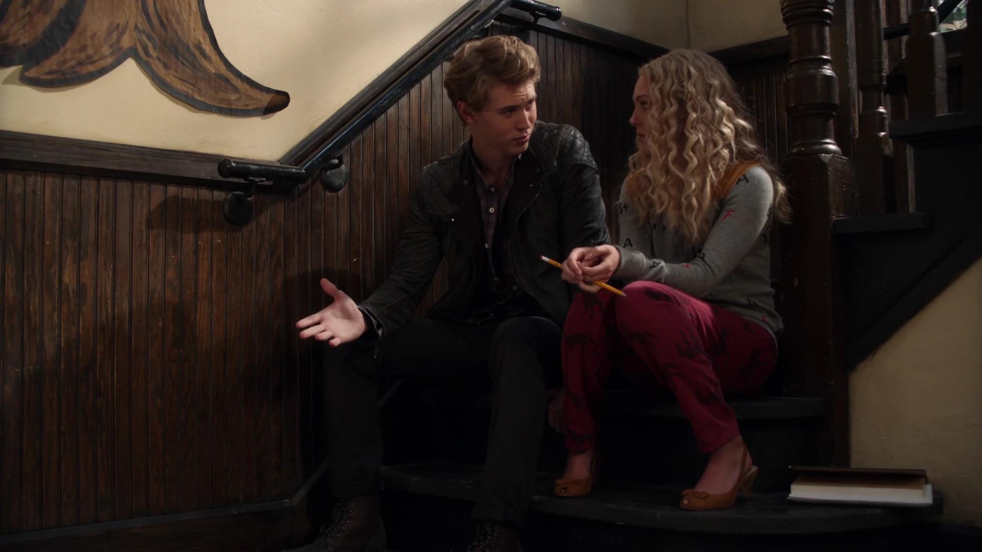 TheCarrieDiaries1x02_AnnaSophiaRobbOnline0234.jpg
