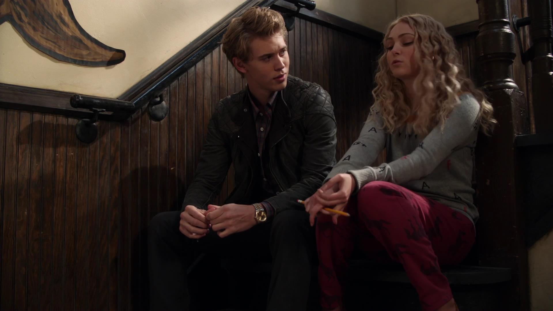 TheCarrieDiaries1x02_AnnaSophiaRobbOnline0256.jpg