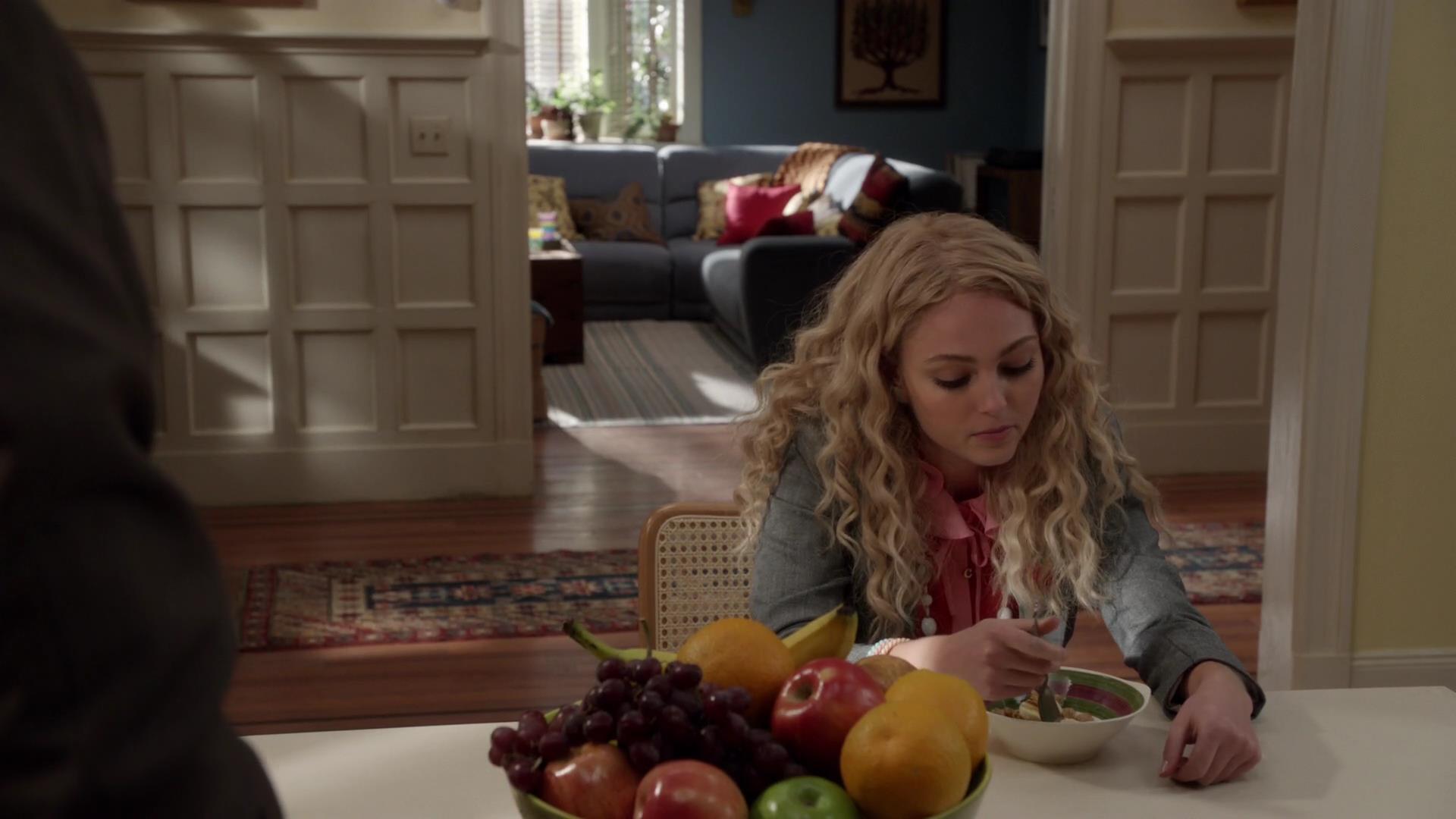 TheCarrieDiaries1x02_AnnaSophiaRobbOnline0393.jpg