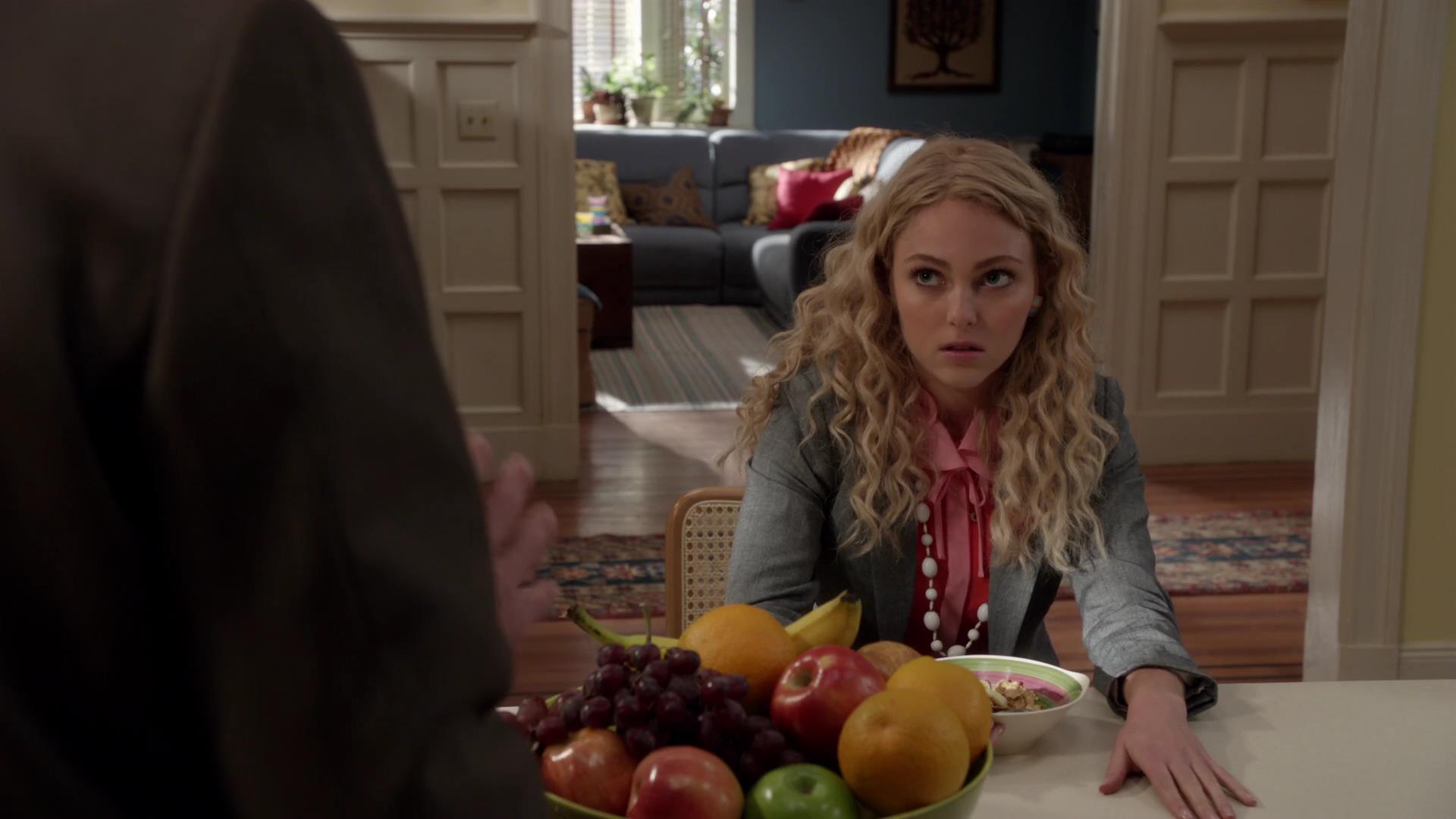 TheCarrieDiaries1x02_AnnaSophiaRobbOnline0408.jpg