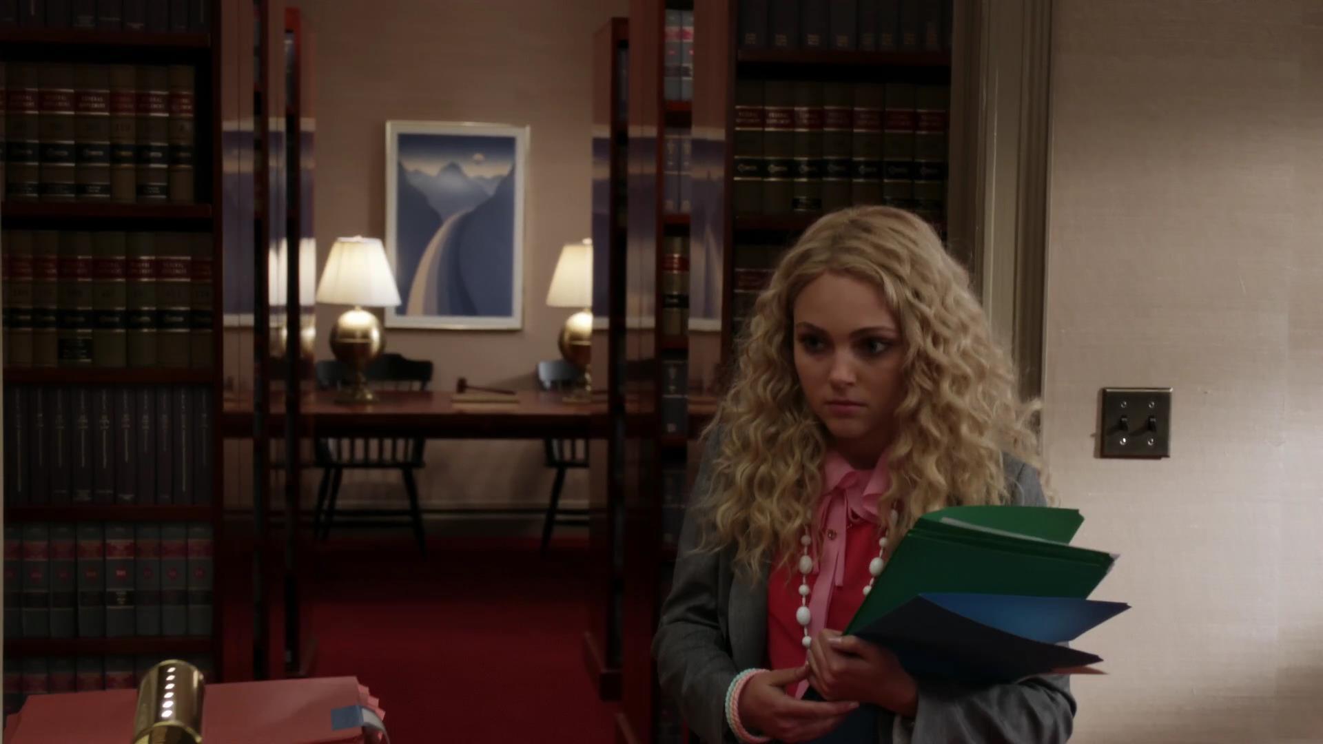TheCarrieDiaries1x02_AnnaSophiaRobbOnline0421.jpg