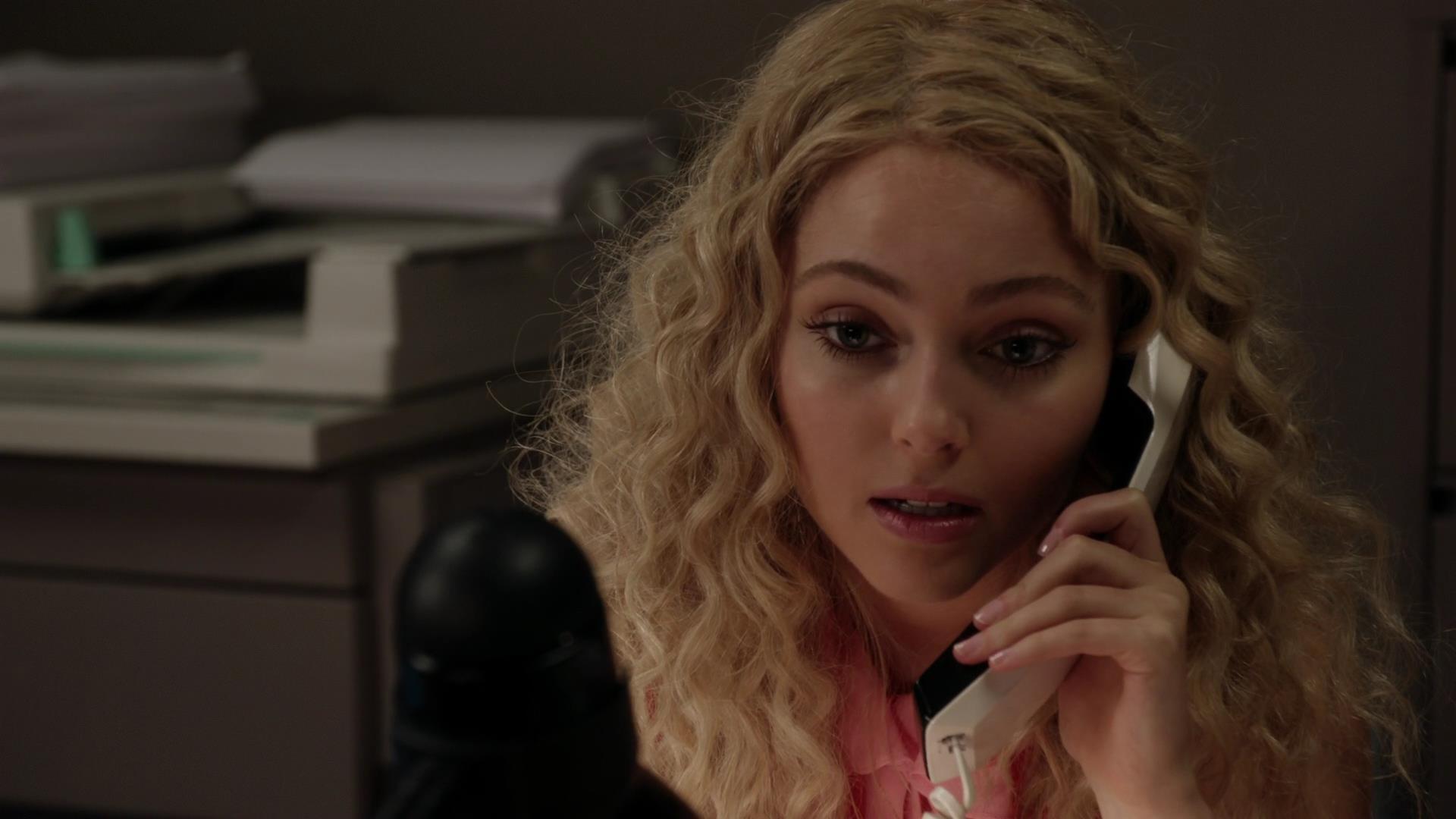 TheCarrieDiaries1x02_AnnaSophiaRobbOnline0481.jpg