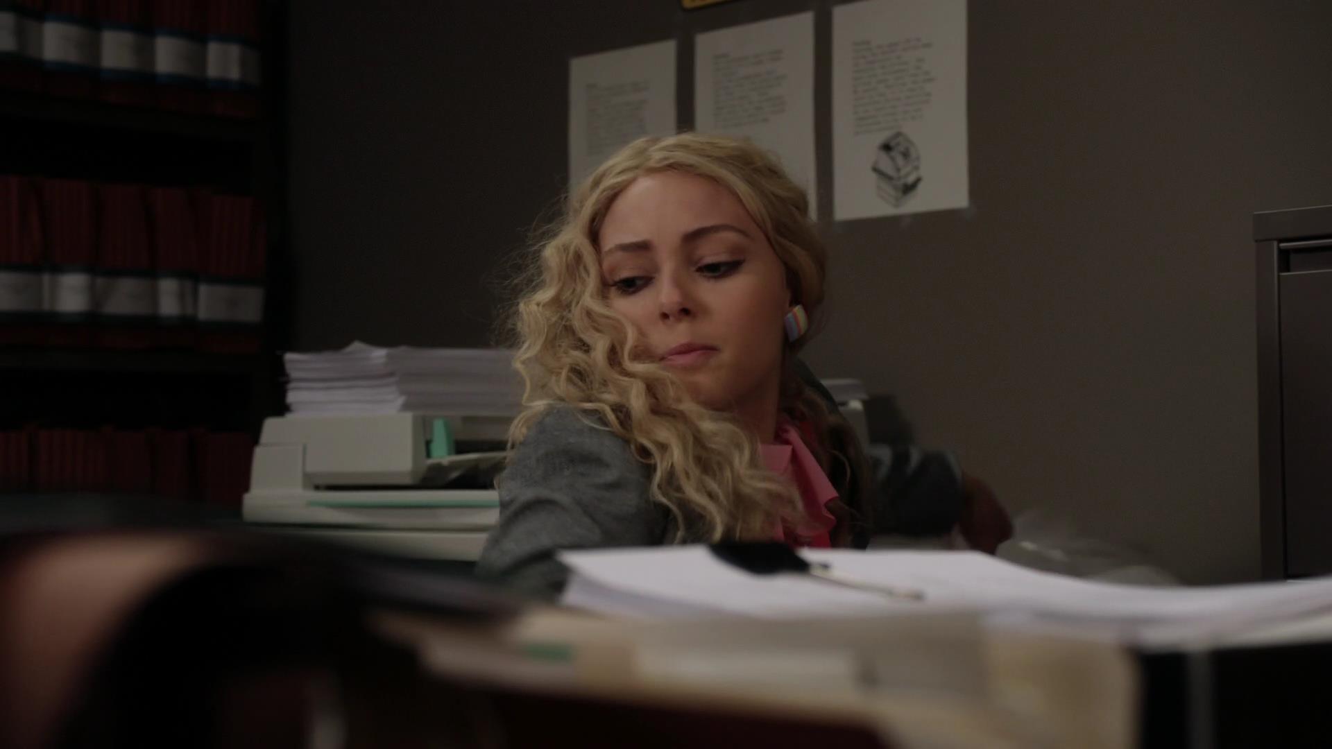 TheCarrieDiaries1x02_AnnaSophiaRobbOnline0495.jpg