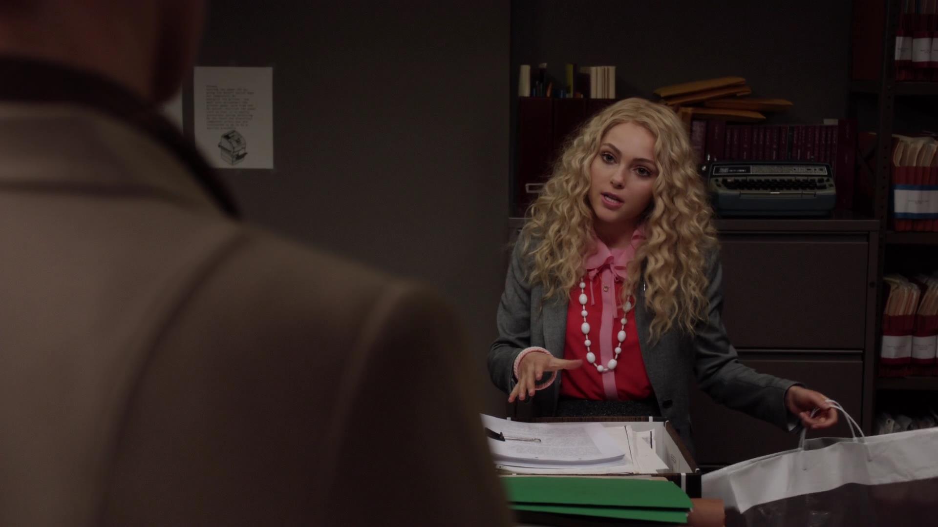 TheCarrieDiaries1x02_AnnaSophiaRobbOnline0528.jpg