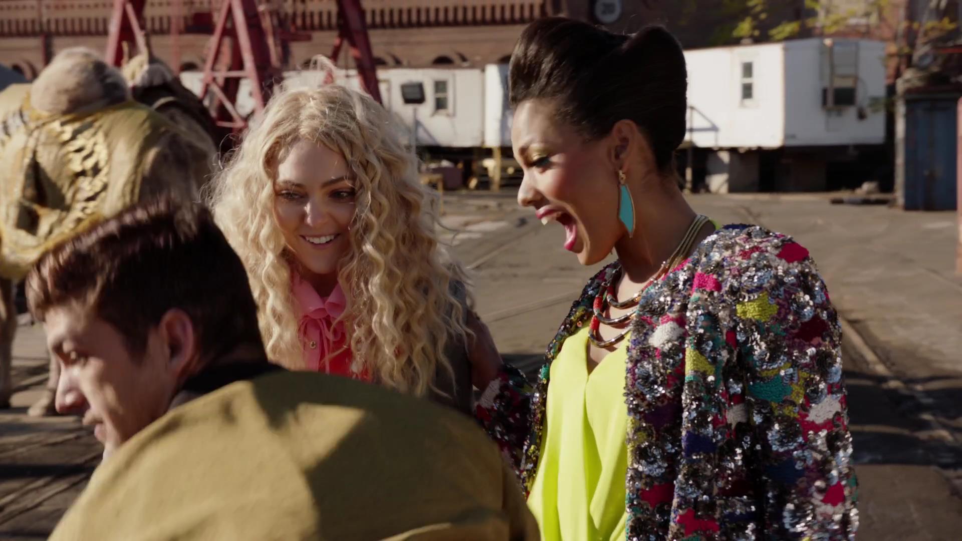 TheCarrieDiaries1x02_AnnaSophiaRobbOnline0567.jpg
