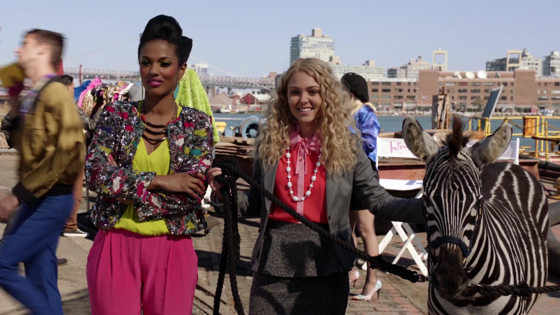 TheCarrieDiaries1x02_AnnaSophiaRobbOnline0586.jpg