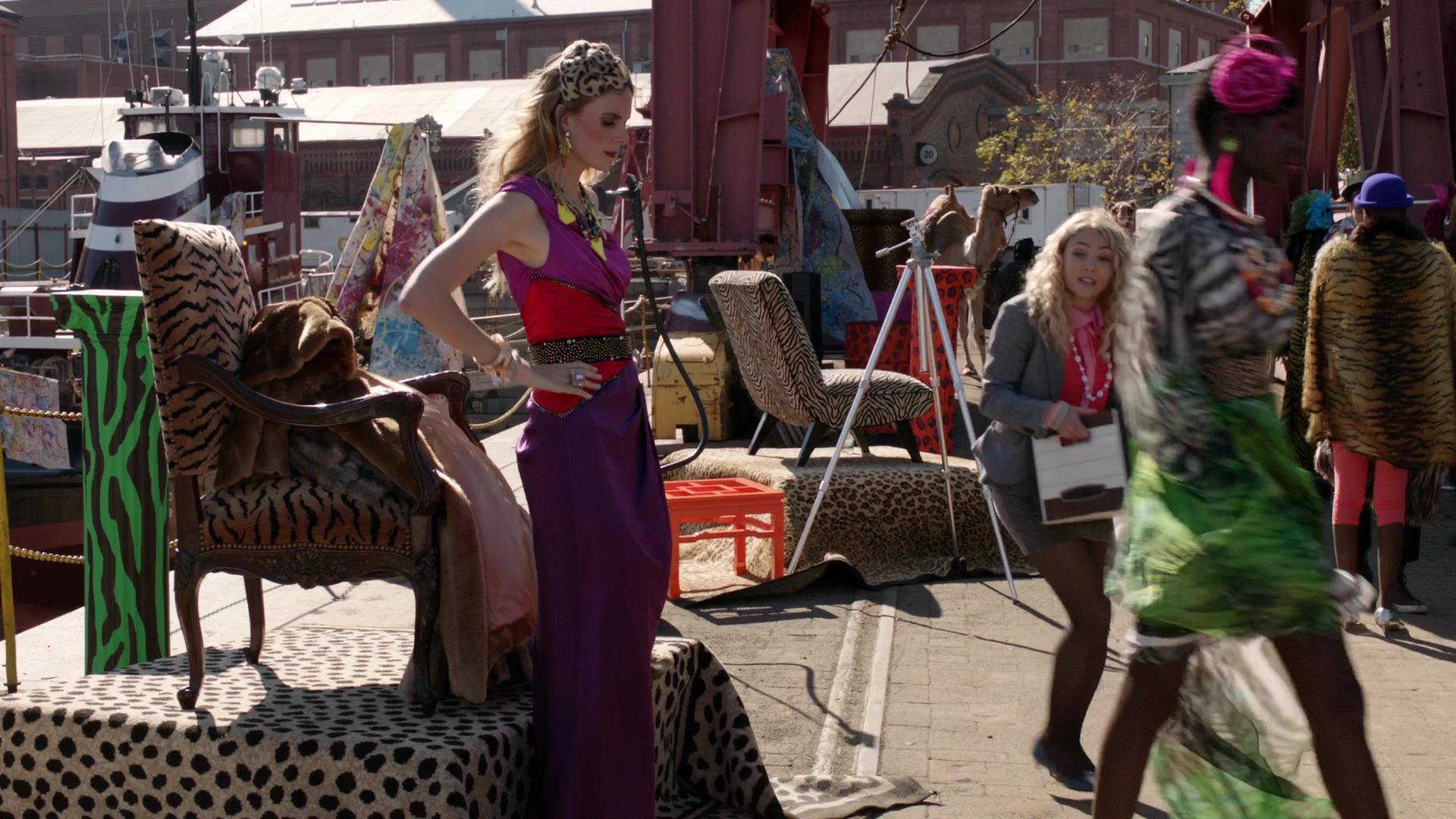 TheCarrieDiaries1x02_AnnaSophiaRobbOnline0593.jpg