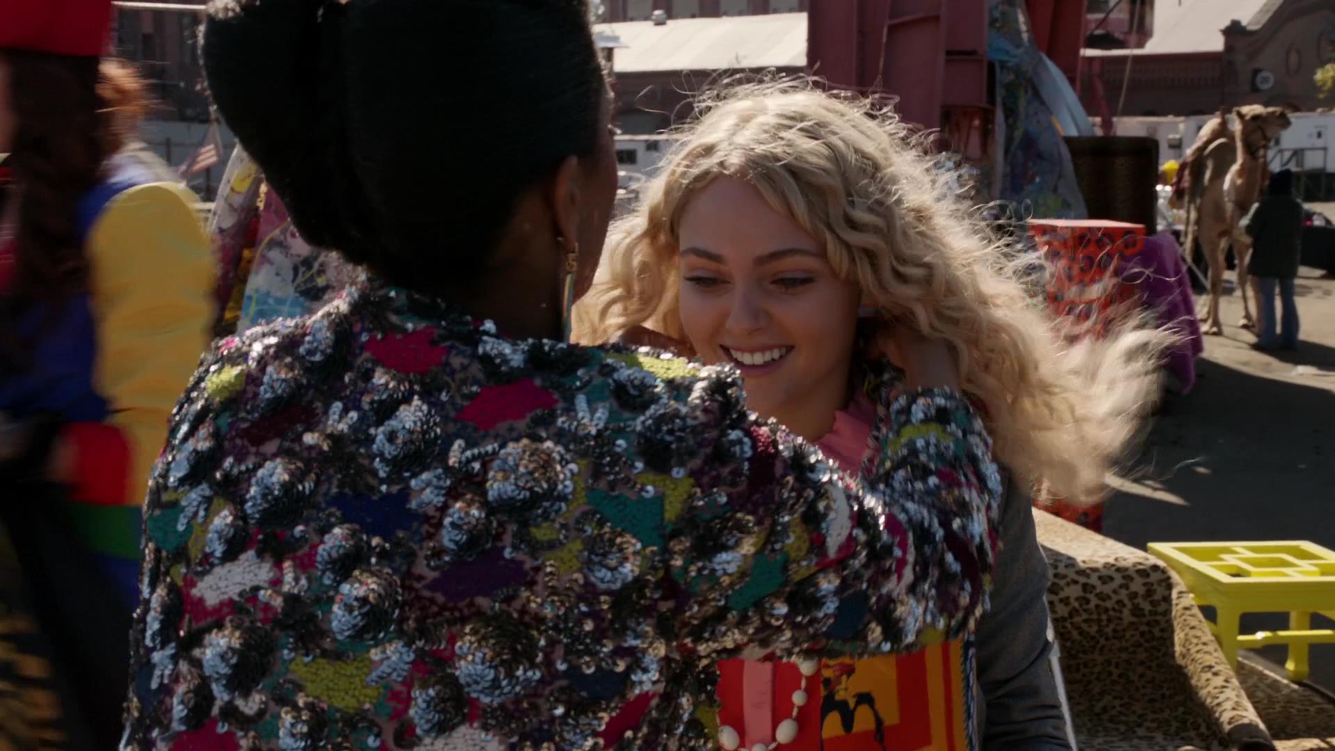 TheCarrieDiaries1x02_AnnaSophiaRobbOnline0598.jpg