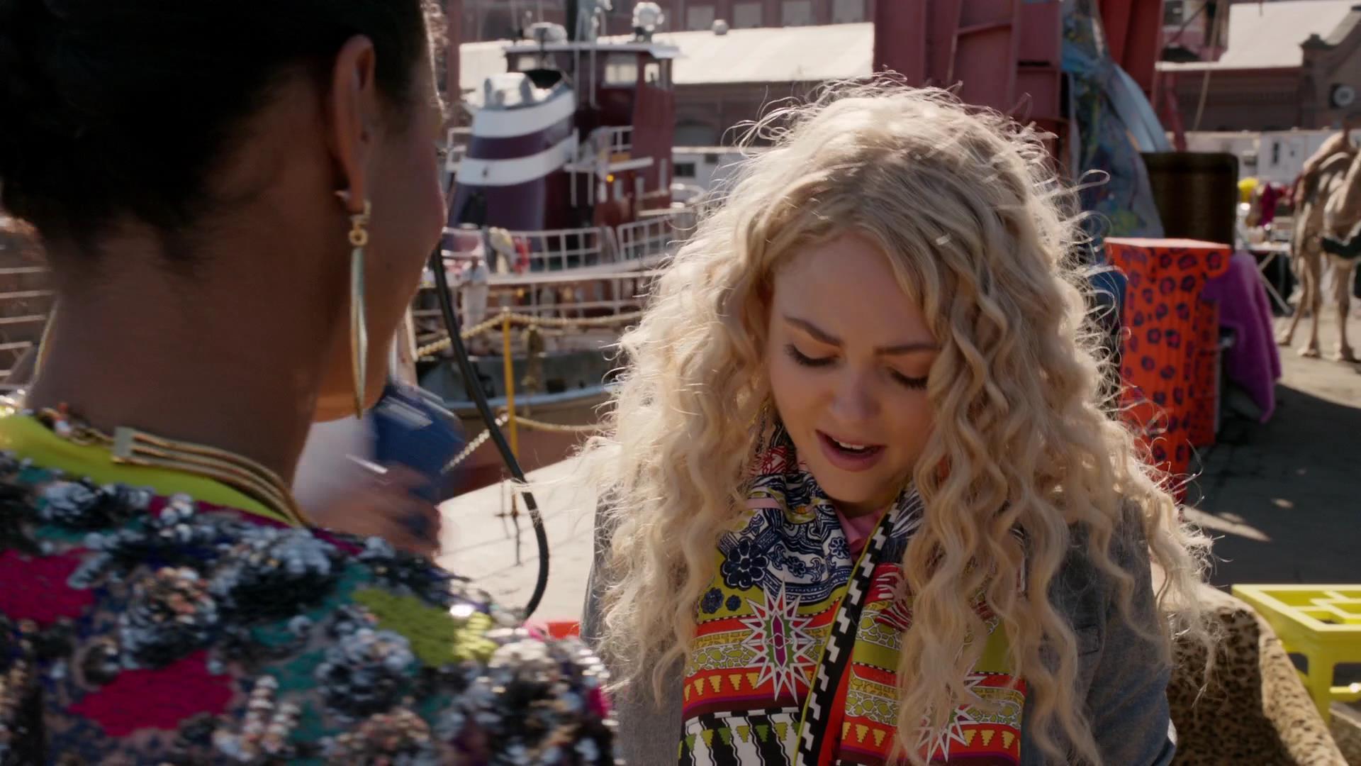 TheCarrieDiaries1x02_AnnaSophiaRobbOnline0602.jpg