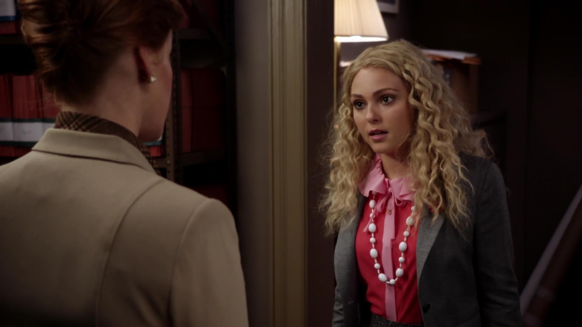 TheCarrieDiaries1x02_AnnaSophiaRobbOnline0632.jpg
