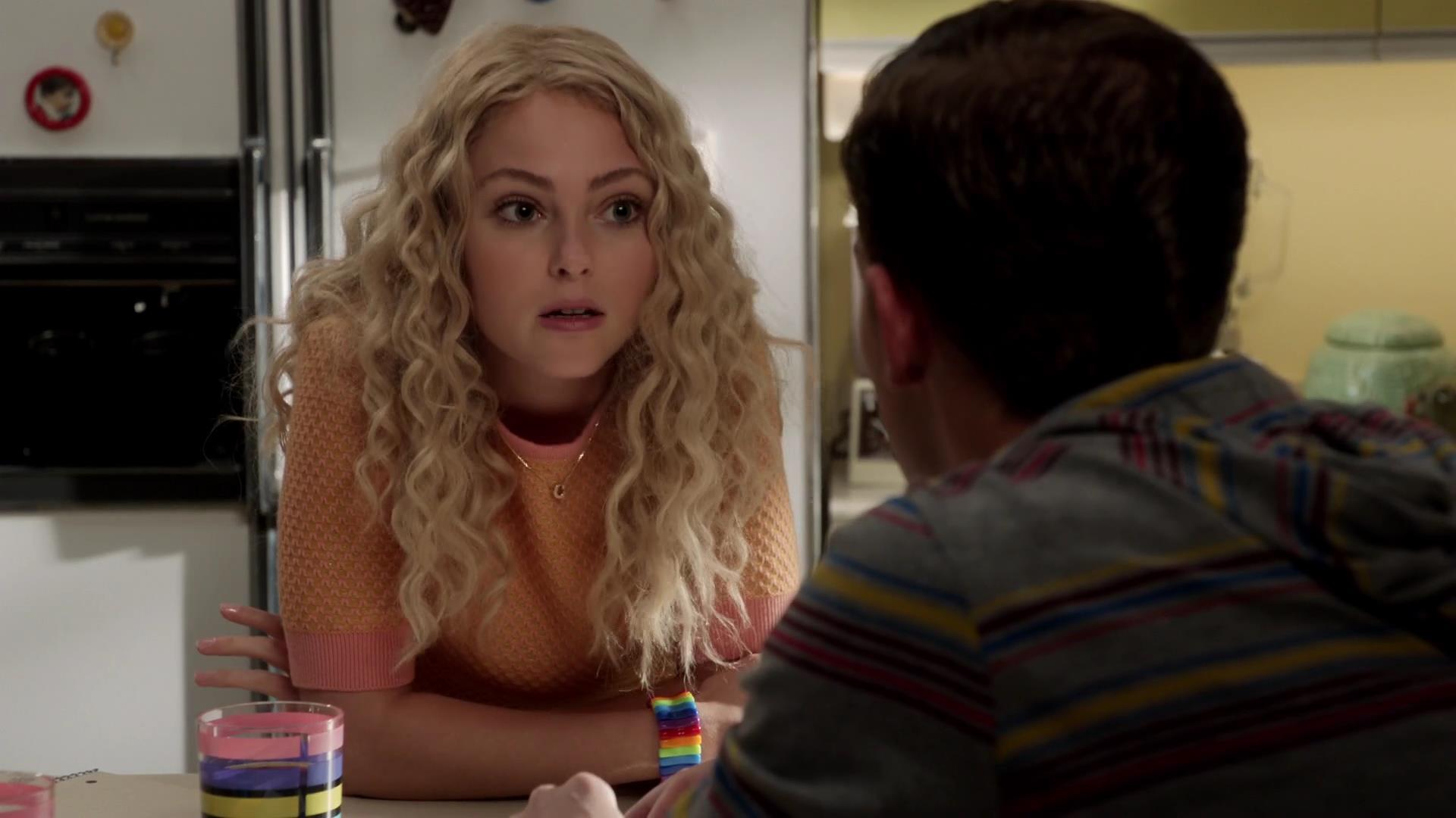 TheCarrieDiaries1x02_AnnaSophiaRobbOnline0732.jpg