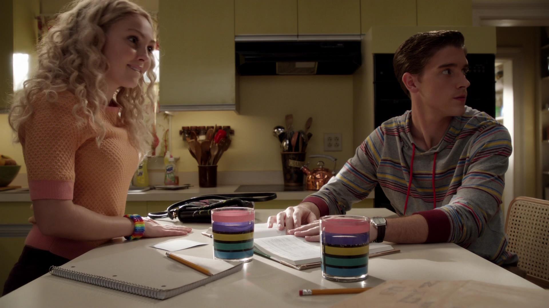 TheCarrieDiaries1x02_AnnaSophiaRobbOnline0747.jpg