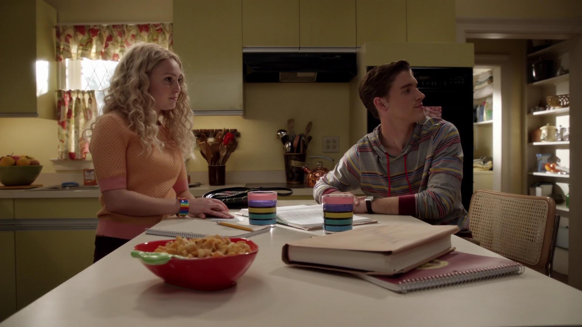 TheCarrieDiaries1x02_AnnaSophiaRobbOnline0754.jpg