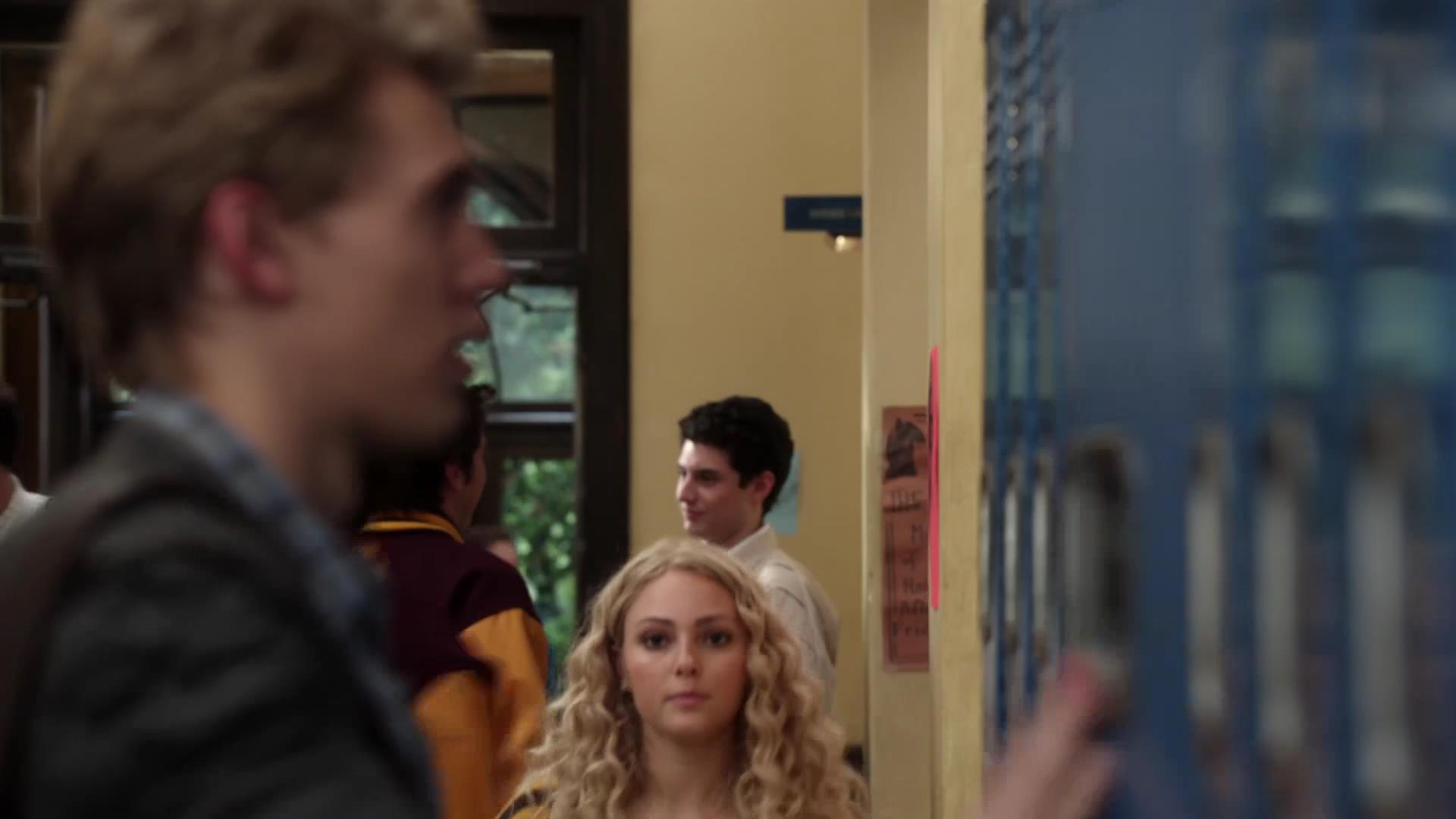 TheCarrieDiaries1x02_AnnaSophiaRobbOnline0771.jpg