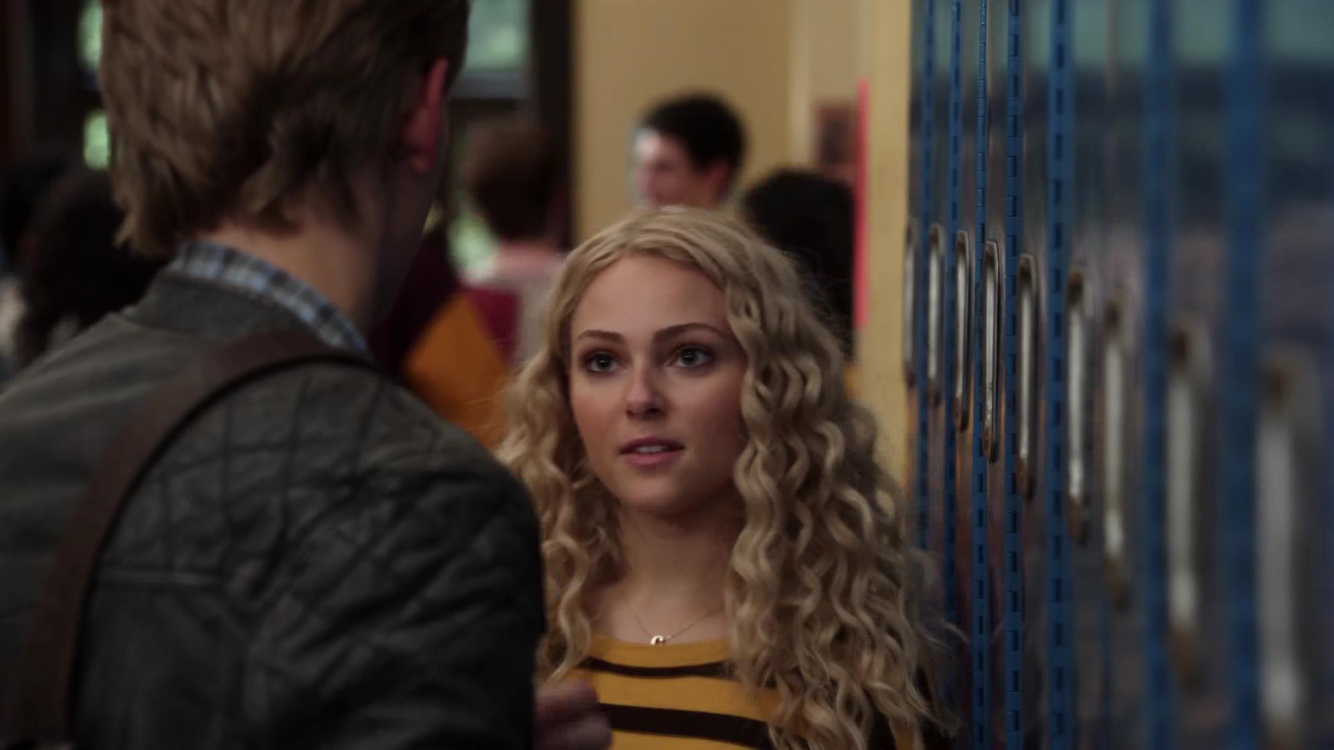 TheCarrieDiaries1x02_AnnaSophiaRobbOnline0774.jpg
