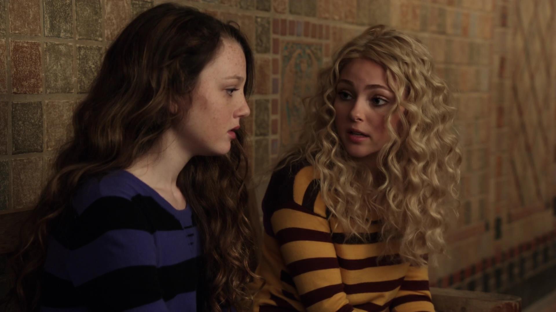 TheCarrieDiaries1x02_AnnaSophiaRobbOnline0800.jpg