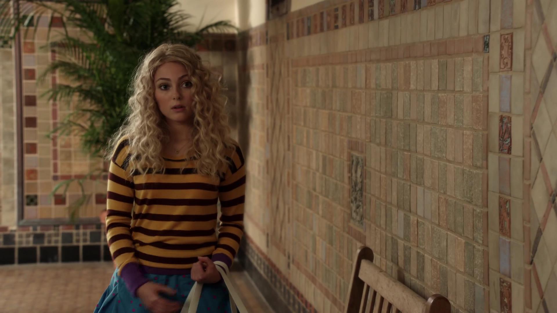 TheCarrieDiaries1x02_AnnaSophiaRobbOnline0804.jpg