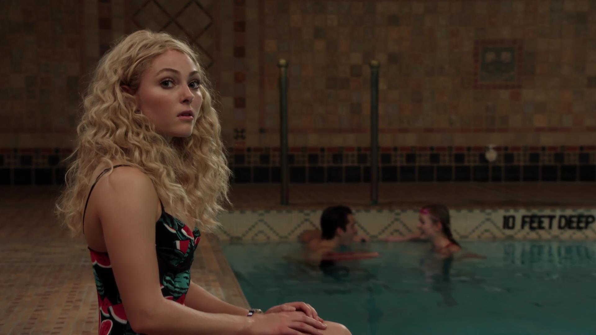 TheCarrieDiaries1x02_AnnaSophiaRobbOnline0812.jpg