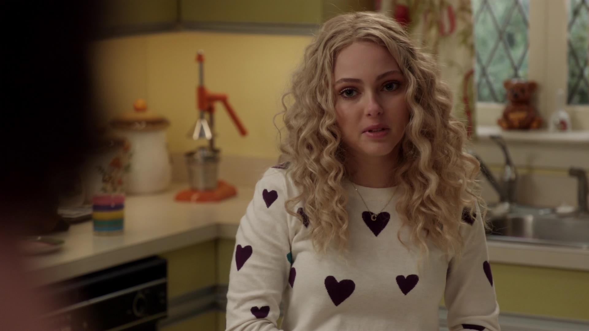 TheCarrieDiaries1x02_AnnaSophiaRobbOnline0922.jpg