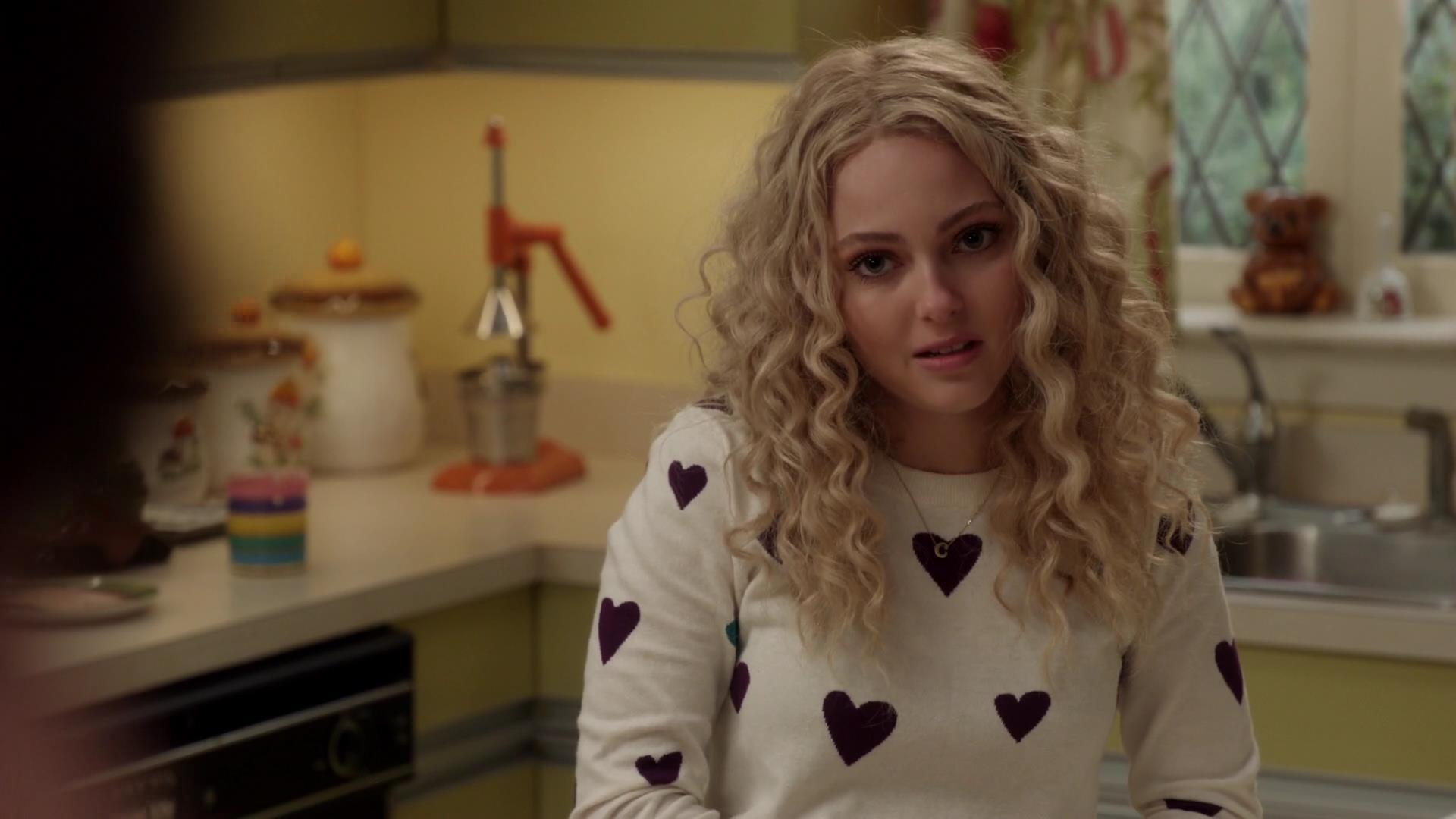 TheCarrieDiaries1x02_AnnaSophiaRobbOnline0924.jpg