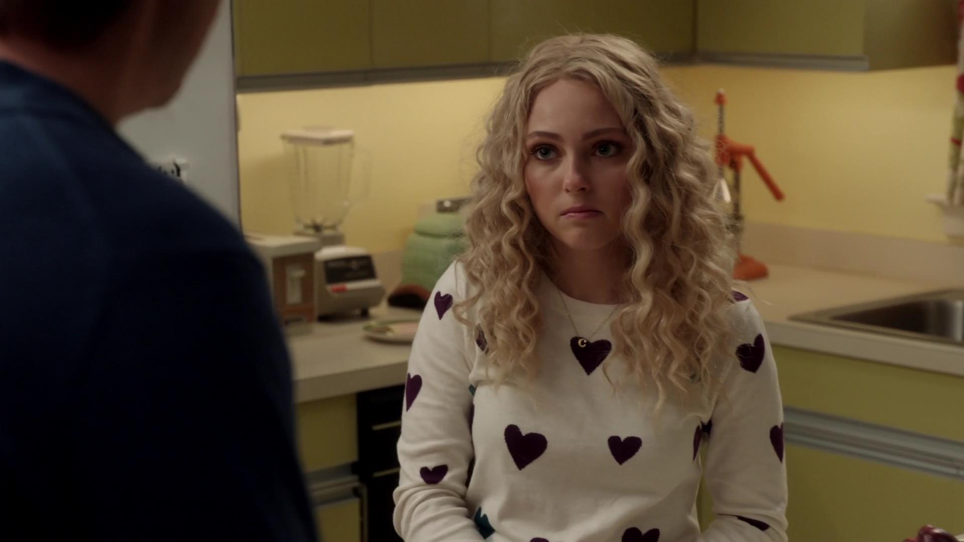 TheCarrieDiaries1x02_AnnaSophiaRobbOnline0929.jpg