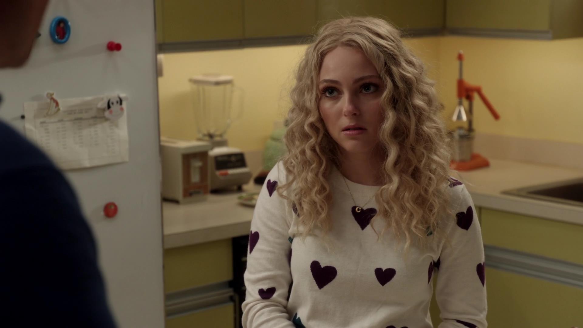 TheCarrieDiaries1x02_AnnaSophiaRobbOnline0935.jpg