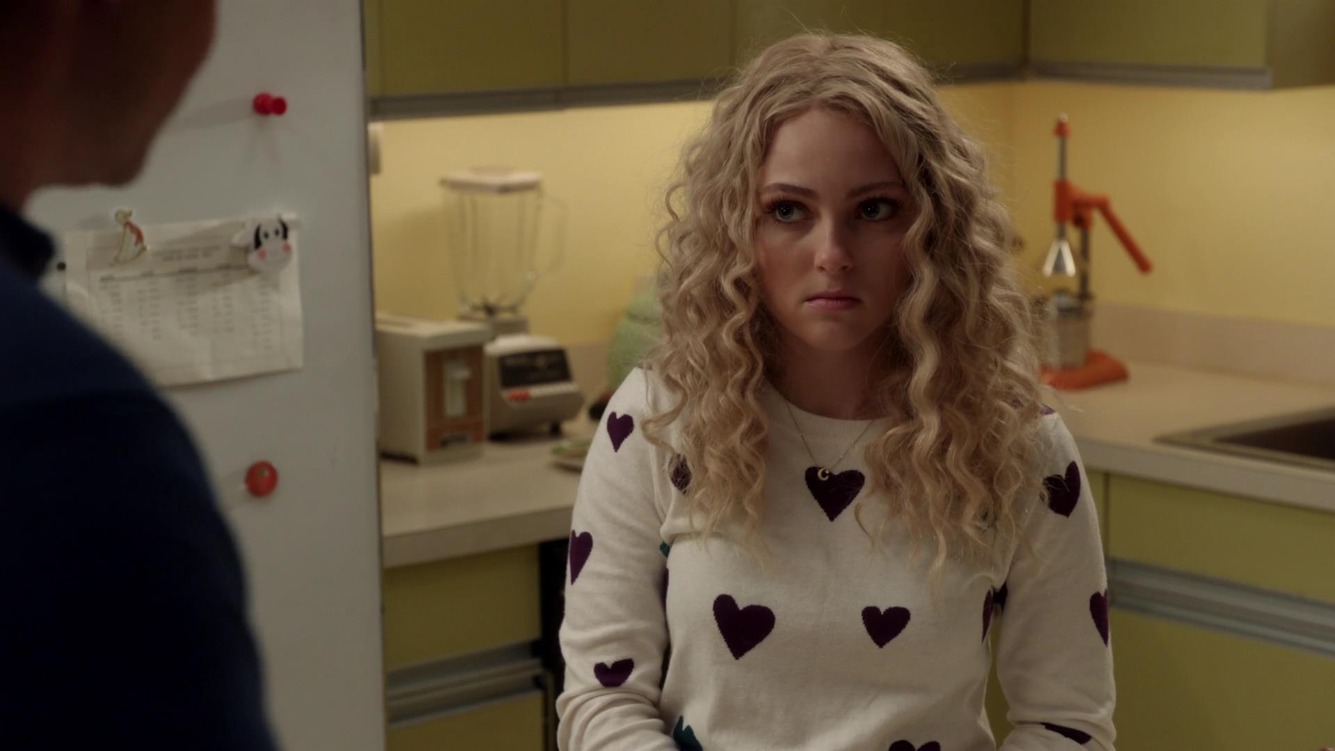 TheCarrieDiaries1x02_AnnaSophiaRobbOnline0939.jpg