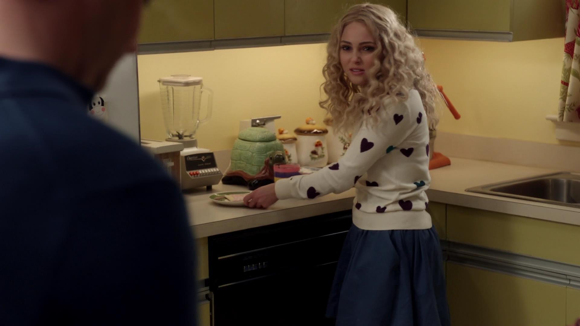 TheCarrieDiaries1x02_AnnaSophiaRobbOnline0964.jpg