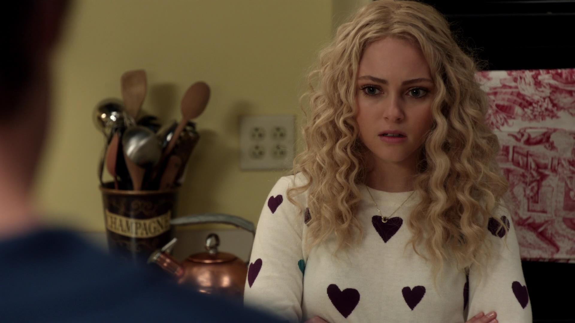 TheCarrieDiaries1x02_AnnaSophiaRobbOnline0977.jpg