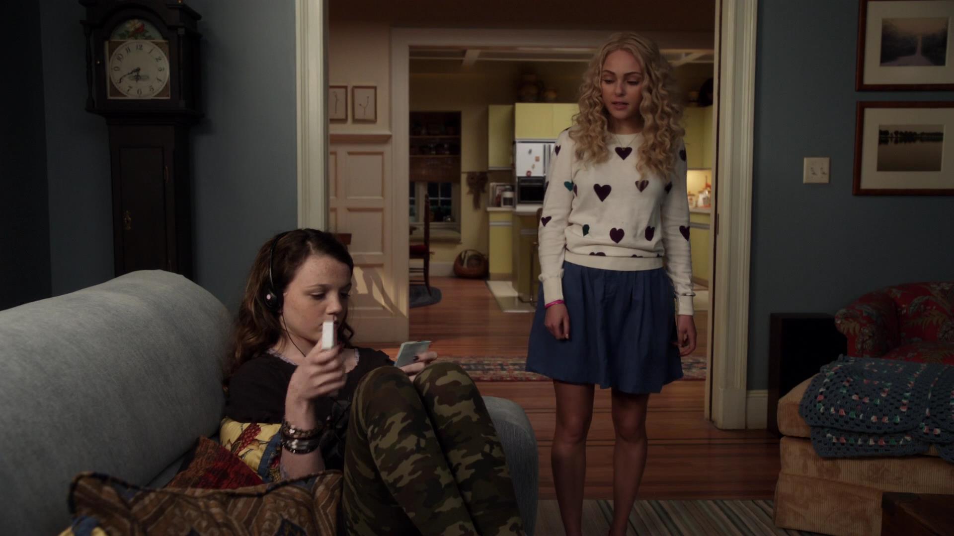 TheCarrieDiaries1x02_AnnaSophiaRobbOnline1020.jpg