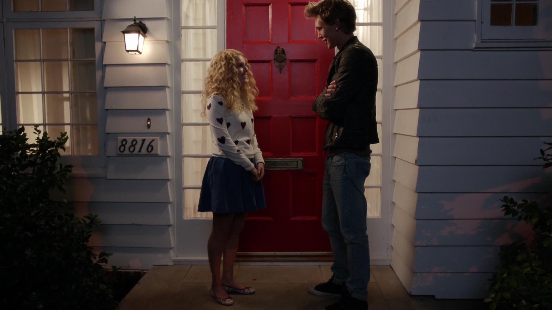 TheCarrieDiaries1x02_AnnaSophiaRobbOnline1059.jpg