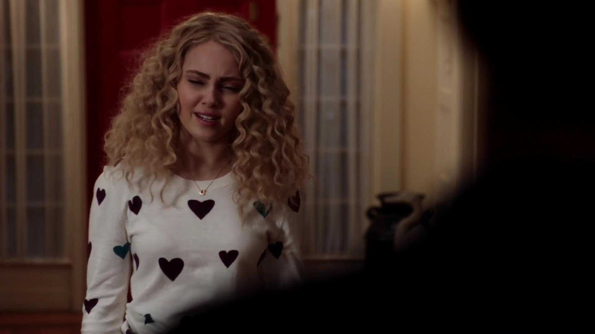 TheCarrieDiaries1x02_AnnaSophiaRobbOnline1104.jpg