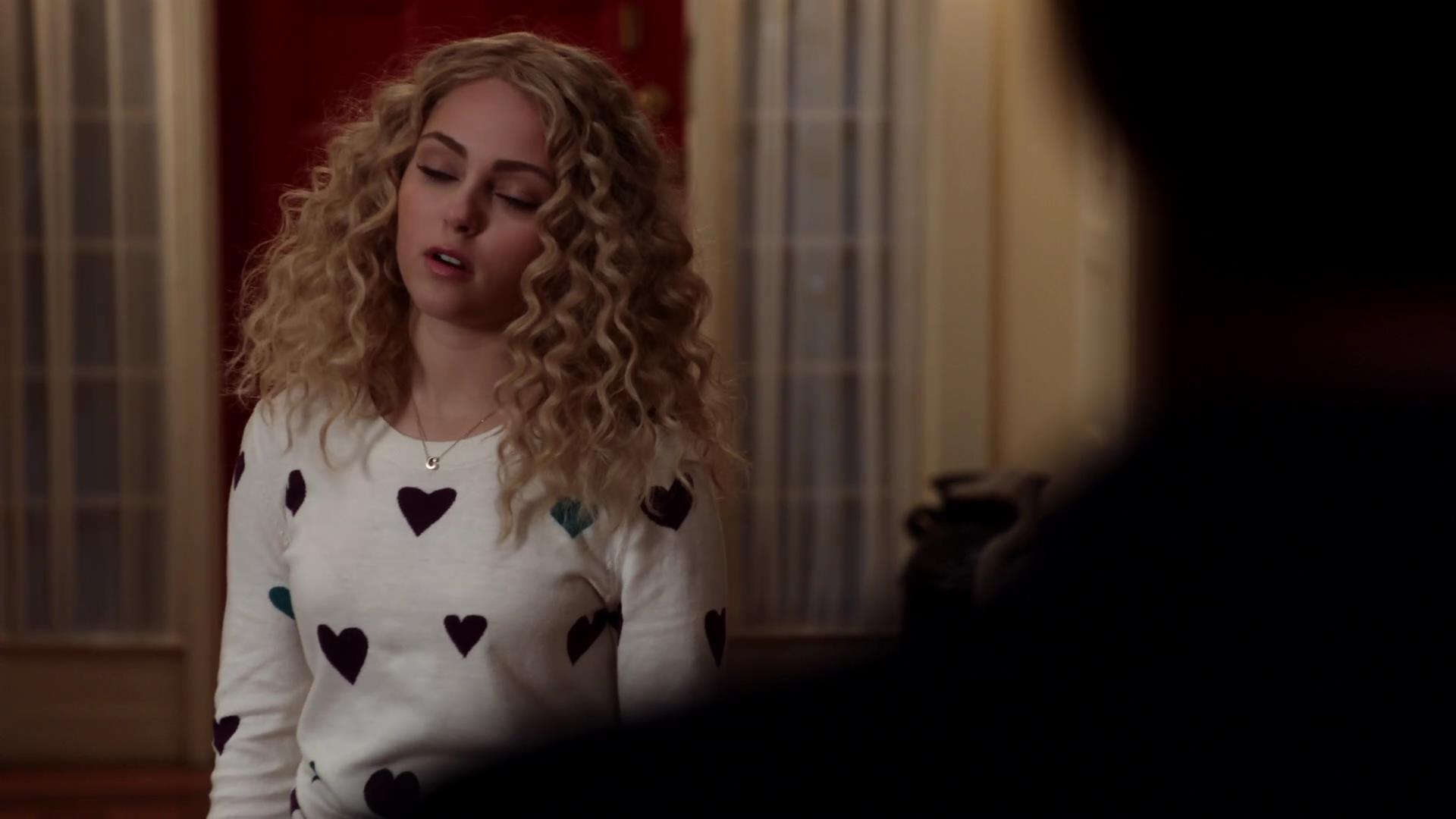 TheCarrieDiaries1x02_AnnaSophiaRobbOnline1109.jpg