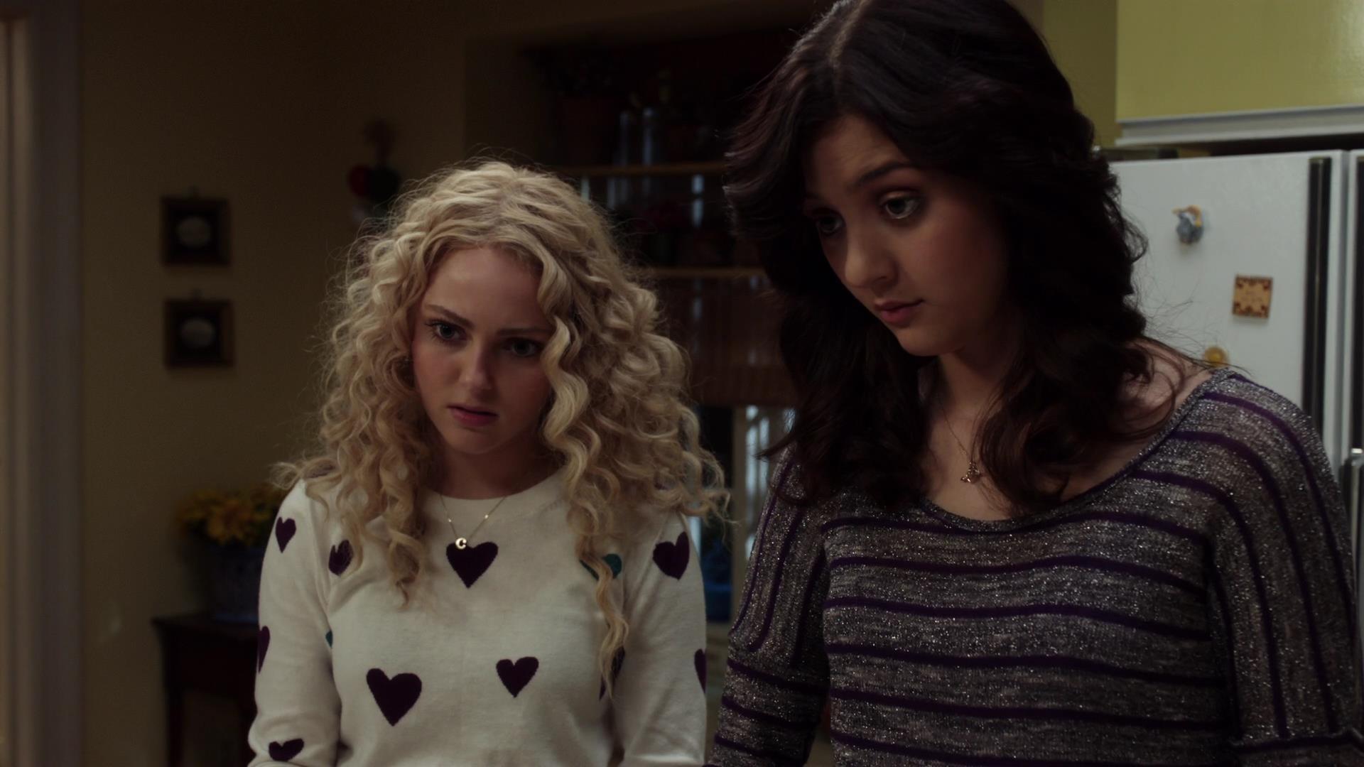 TheCarrieDiaries1x02_AnnaSophiaRobbOnline1136.jpg