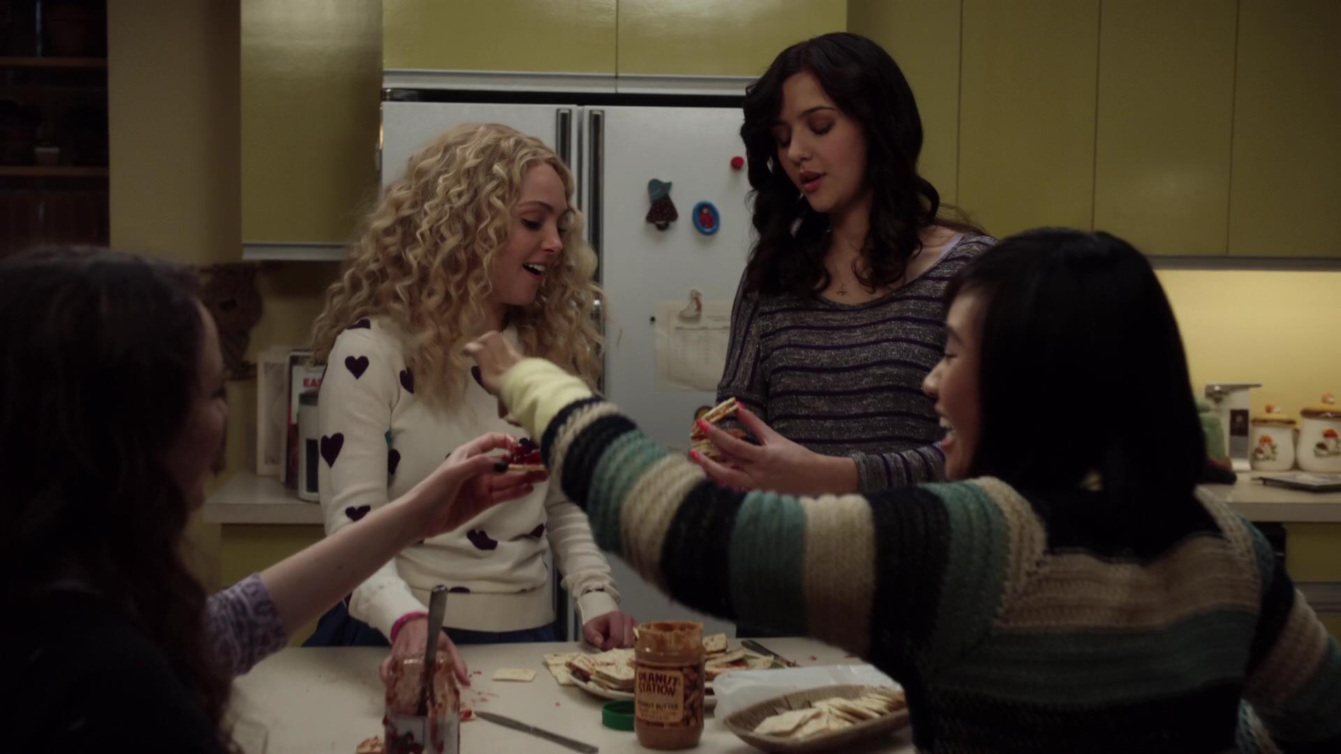 TheCarrieDiaries1x02_AnnaSophiaRobbOnline1161.jpg