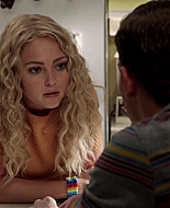 TheCarrieDiaries1x02_AnnaSophiaRobbOnline0734.jpg