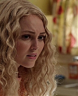 TheCarrieDiaries1x02_AnnaSophiaRobbOnline0768.jpg
