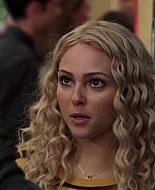 TheCarrieDiaries1x02_AnnaSophiaRobbOnline0778.jpg