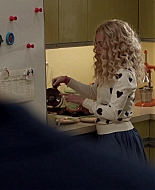 TheCarrieDiaries1x02_AnnaSophiaRobbOnline0903.jpg