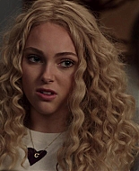 TheCarrieDiaries1x02_AnnaSophiaRobbOnline1033.jpg