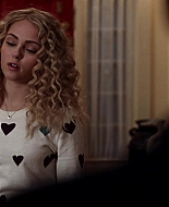 TheCarrieDiaries1x02_AnnaSophiaRobbOnline1109.jpg